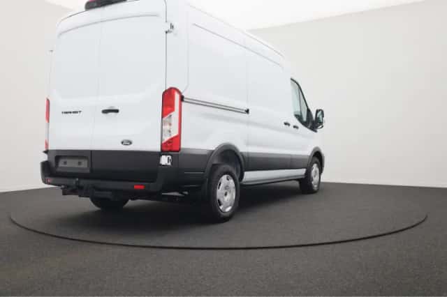 Ford Transit (2024) thumbnail 8