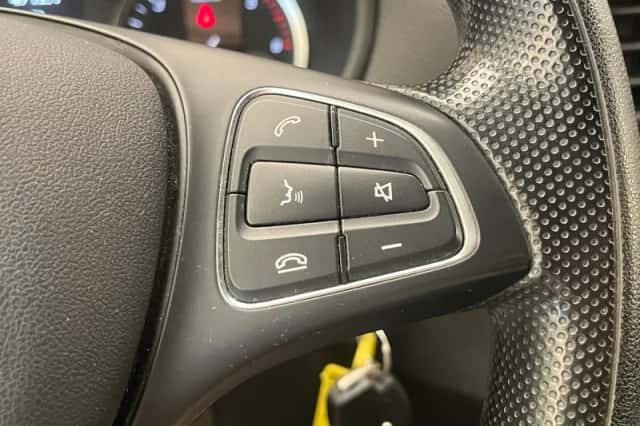 Mercedes-Benz Vito (2020) thumbnail 29