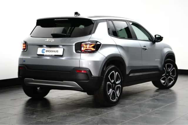 Jeep Avenger (2025) thumbnail 2