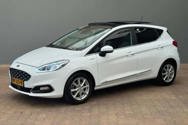 Ford Fiesta (2018) thumbnail 1
