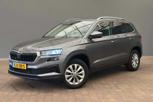 Škoda Karoq (2023) thumbnail 1