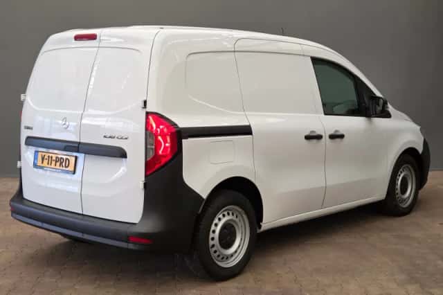Mercedes-Benz Citan (2024) thumbnail 2