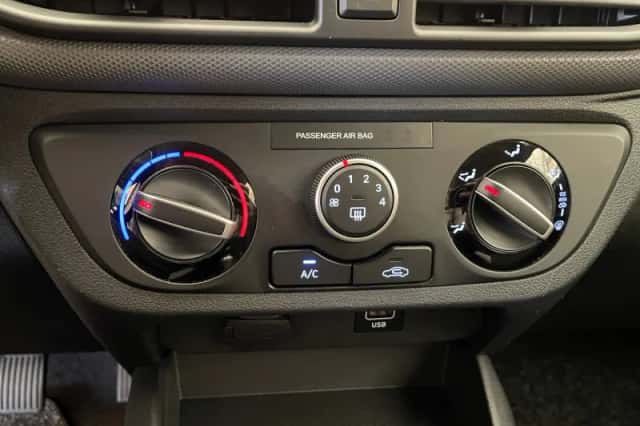 Hyundai i10 (2022) thumbnail 5