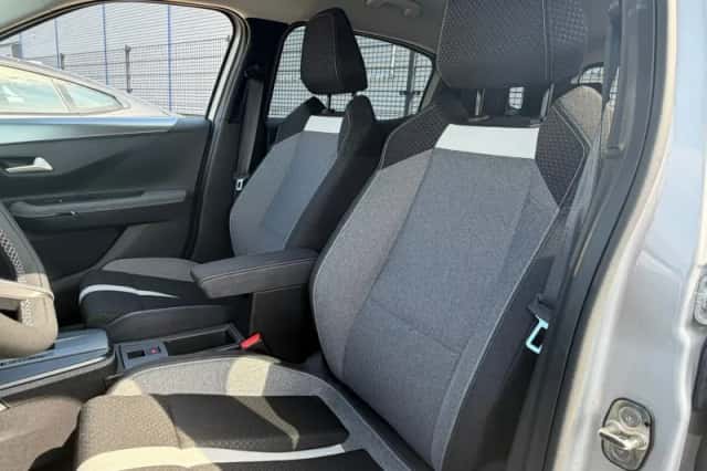 Opel Frontera (2026) thumbnail 3
