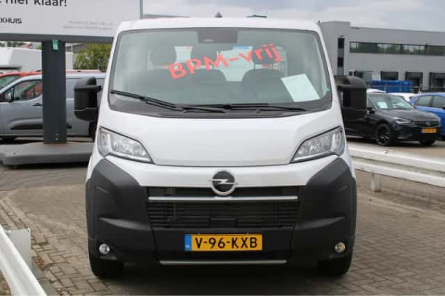 Opel Movano (2024) thumbnail 2