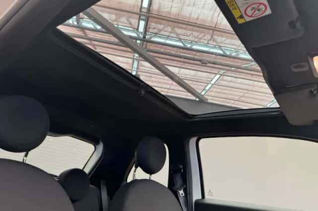 Fiat 500 (2024) thumbnail 4