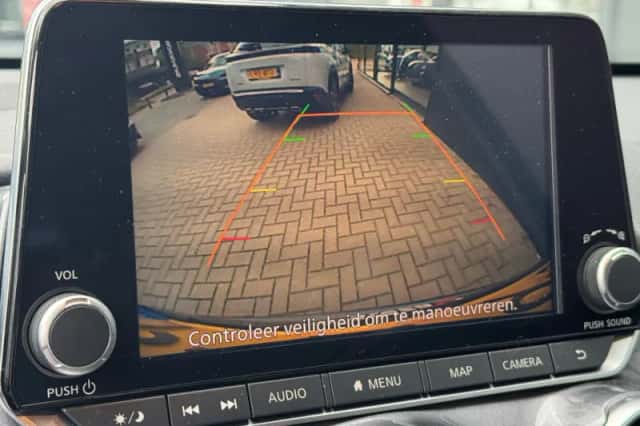 Nissan Juke (2022) thumbnail 4