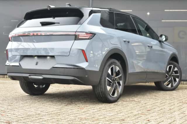 Opel Grandland (2025) thumbnail 2