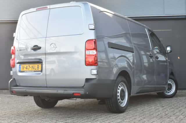 Opel Vivaro (2025) thumbnail 2