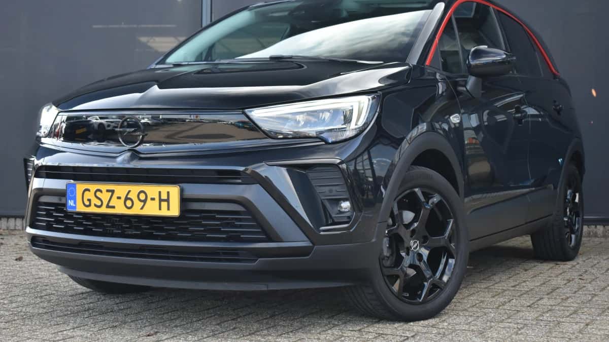 Opel Crossland (2023) — foto 1