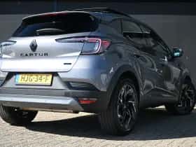Renault Captur (2025) thumbnail 2