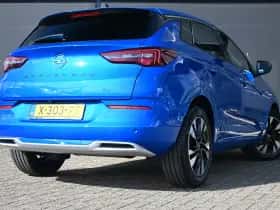 Opel Grandland (2023) thumbnail 3