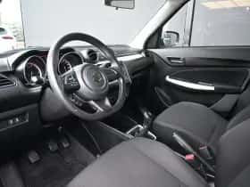 Suzuki Swift (2020) thumbnail 6