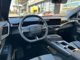 Opel Grandland (2025) thumbnail 2