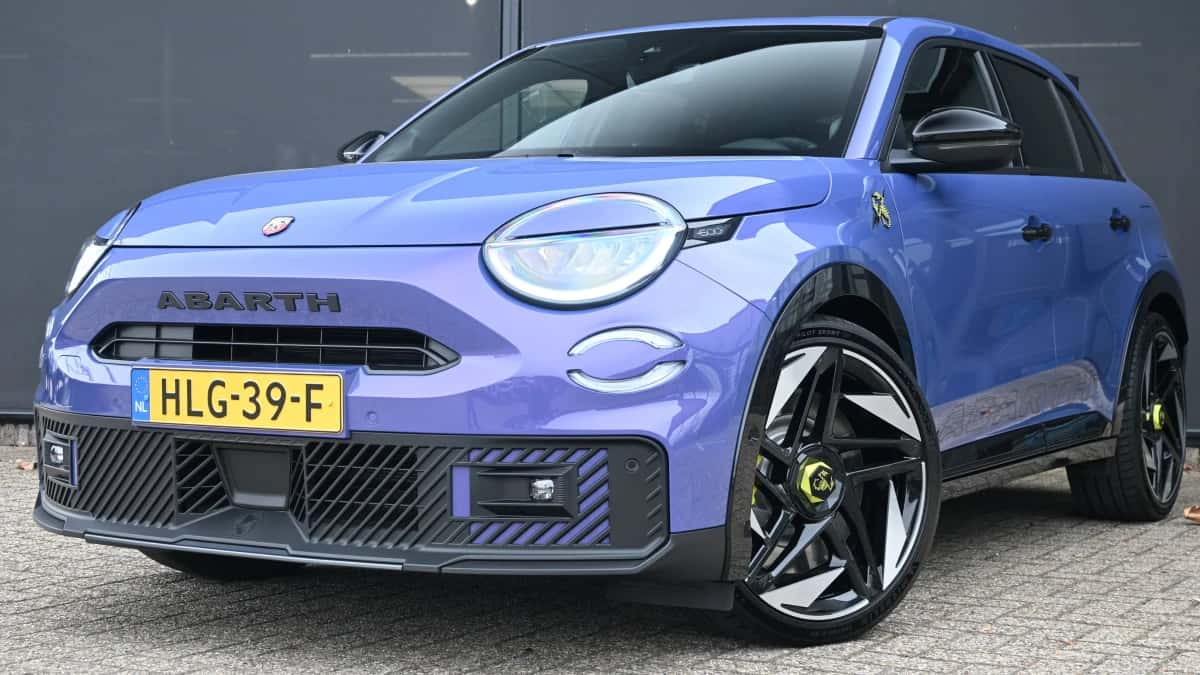 Abarth 600e — foto 1
