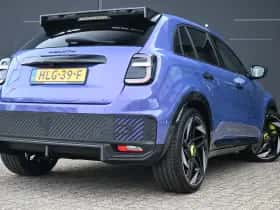 Abarth 600e thumbnail 2