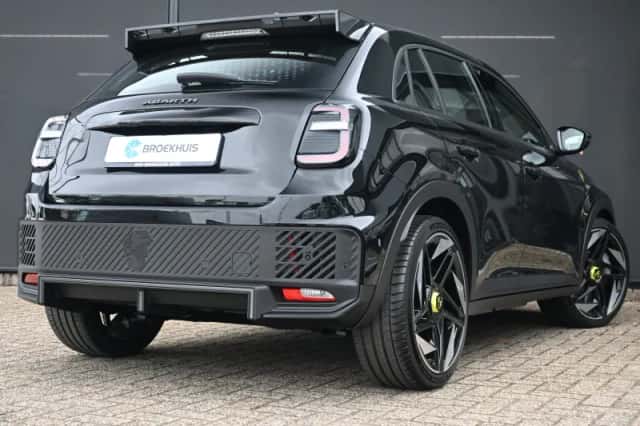 Abarth 600e (2026) thumbnail 2