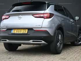 Opel Grandland X (2021) thumbnail 2