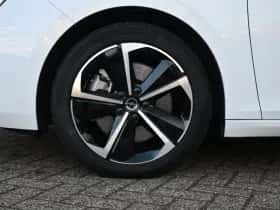 Opel Astra Sports Tourer (2024) thumbnail 32