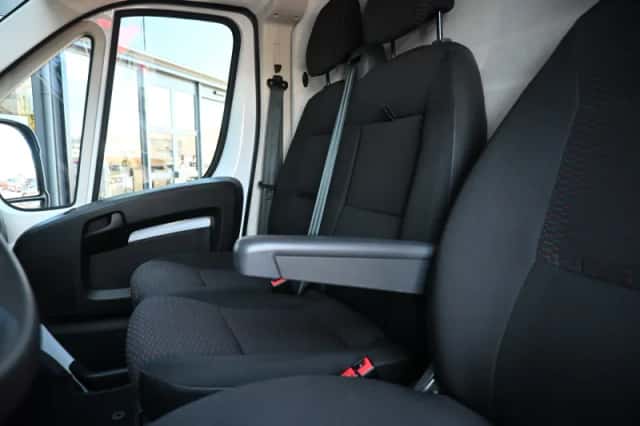 Opel Movano (2023) thumbnail 5