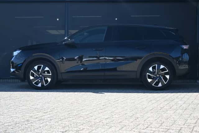 Opel Grandland (2025) thumbnail 3
