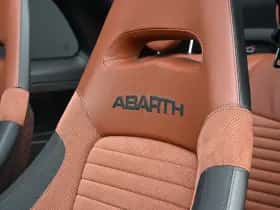 Abarth 500 C (2018) thumbnail 11