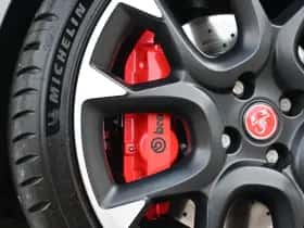 Abarth 500 C (2018) thumbnail 32