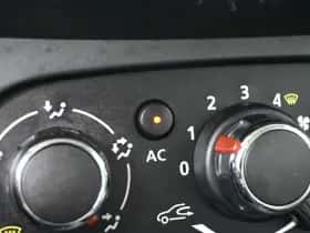 Dacia Sandero (2013) thumbnail 20