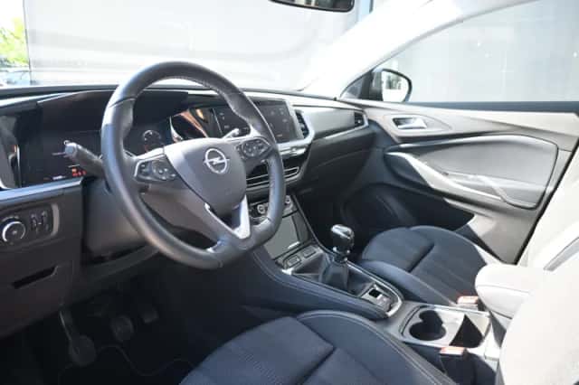 Opel Grandland (2024) thumbnail 6