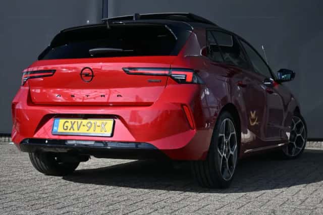 Opel Astra (2024) thumbnail 2