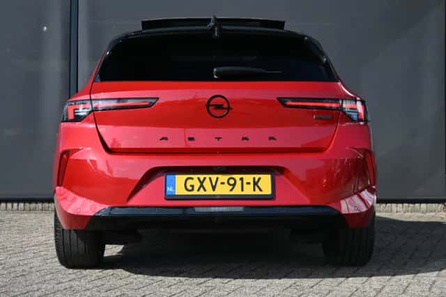 Opel Astra (2024) thumbnail 4