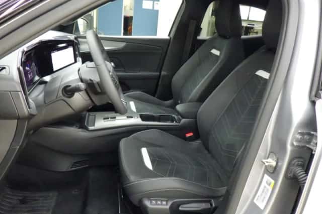 Opel Mokka (2025) thumbnail 5