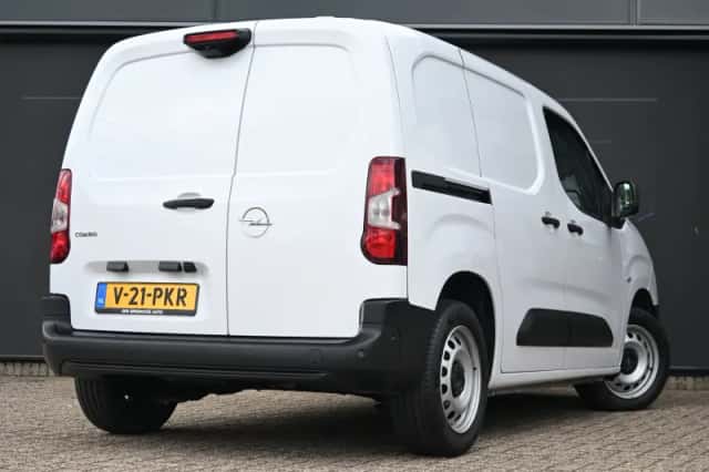 Opel Combo (2024) thumbnail 2