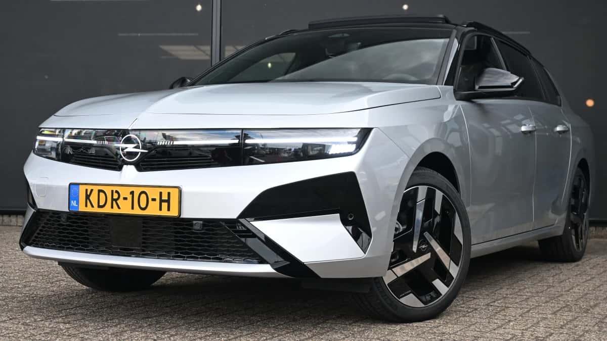 Opel Astra (2026) — foto 1