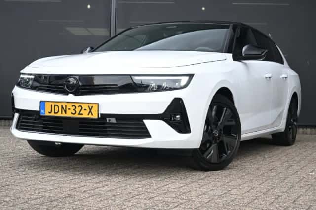 Opel Astra (2025) thumbnail 1