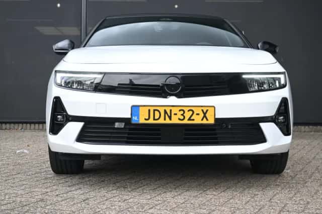 Opel Astra (2025) thumbnail 4