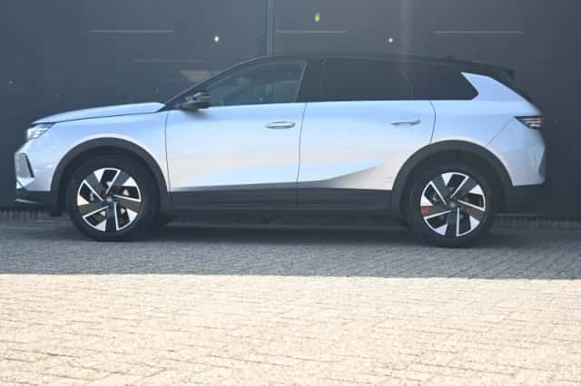 Opel Grandland (2025) thumbnail 3
