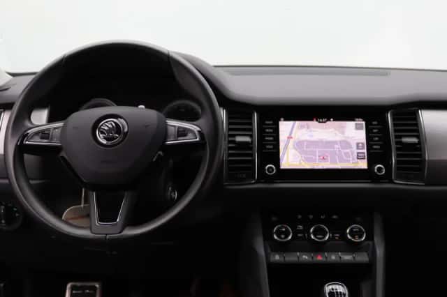 Škoda Kodiaq (2018) thumbnail 3