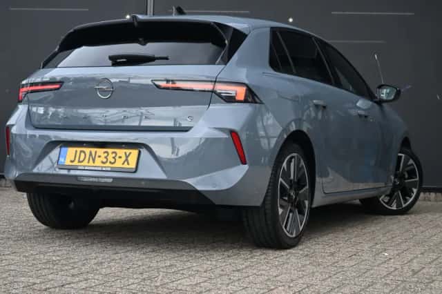 Opel Astra (2025) thumbnail 4