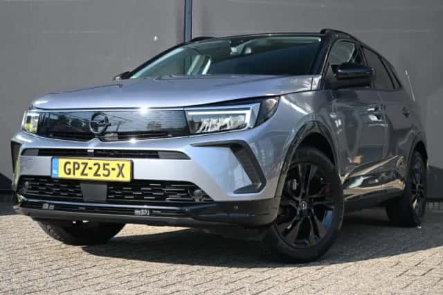 Opel Grandland (2023) thumbnail 1