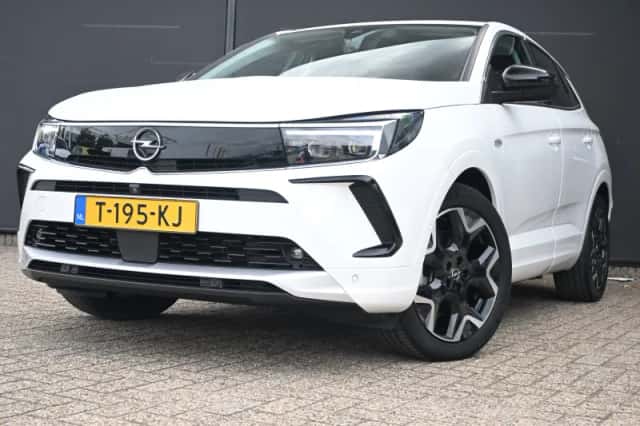 Opel Grandland (2023) thumbnail 1