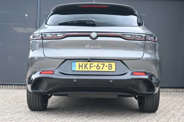 Alfa Romeo Tonale (2025) thumbnail 5