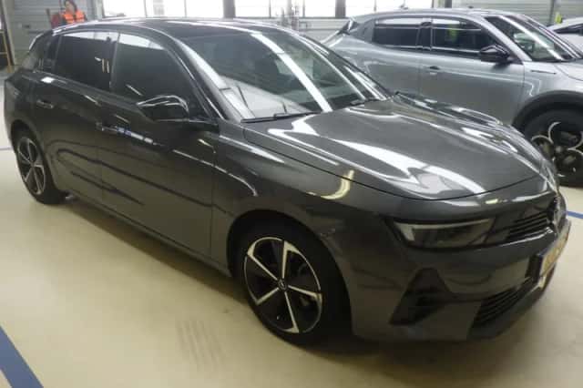 Opel Astra (2025) thumbnail 2