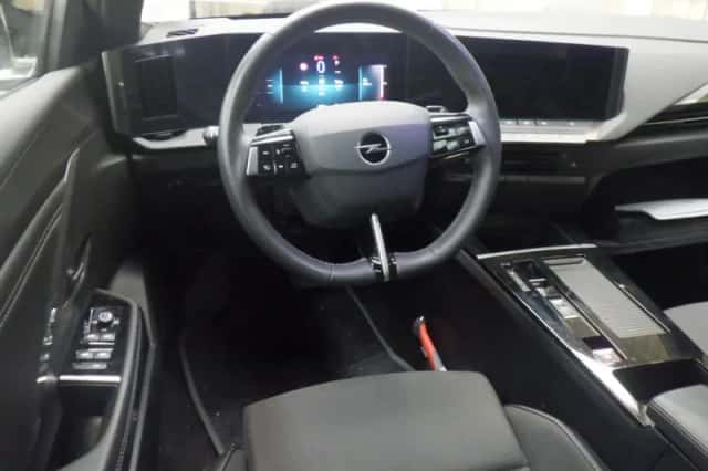 Opel Astra (2025) thumbnail 4