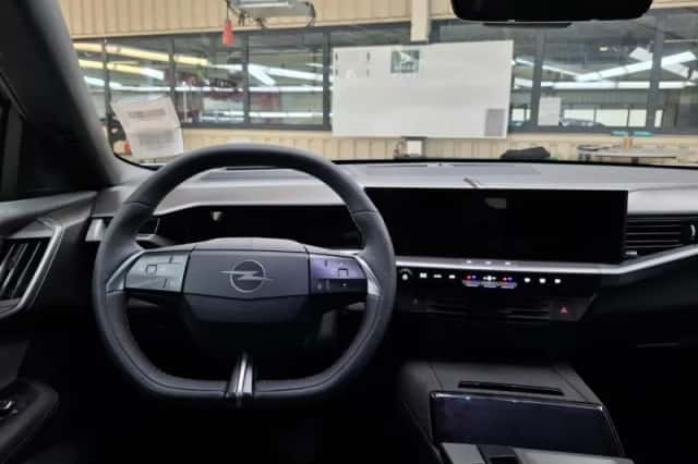 Opel Grandland (2025) thumbnail 5