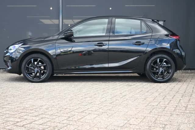 Opel Corsa (2023) thumbnail 3