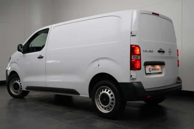 Opel Vivaro (2024) thumbnail 4
