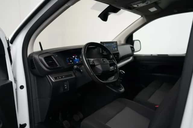 Opel Vivaro (2024) thumbnail 6