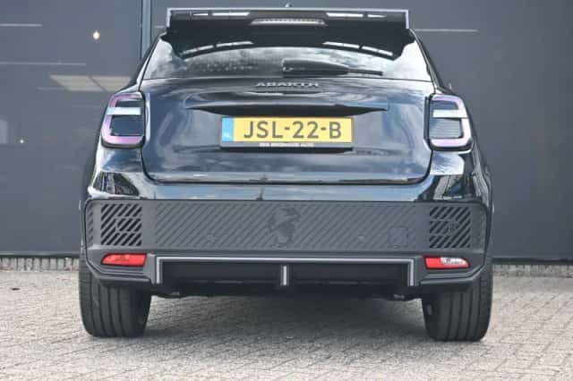 Abarth 600e (2025) thumbnail 5