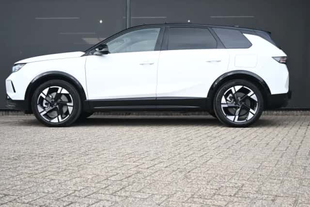 Opel Grandland (2025) thumbnail 3